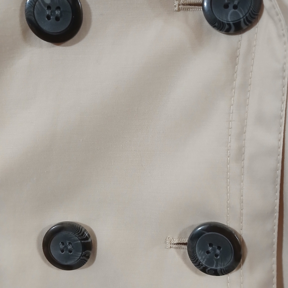 Marvin Richards New York Cream Colored Button Up Trench Coat - Picture 12 of 14